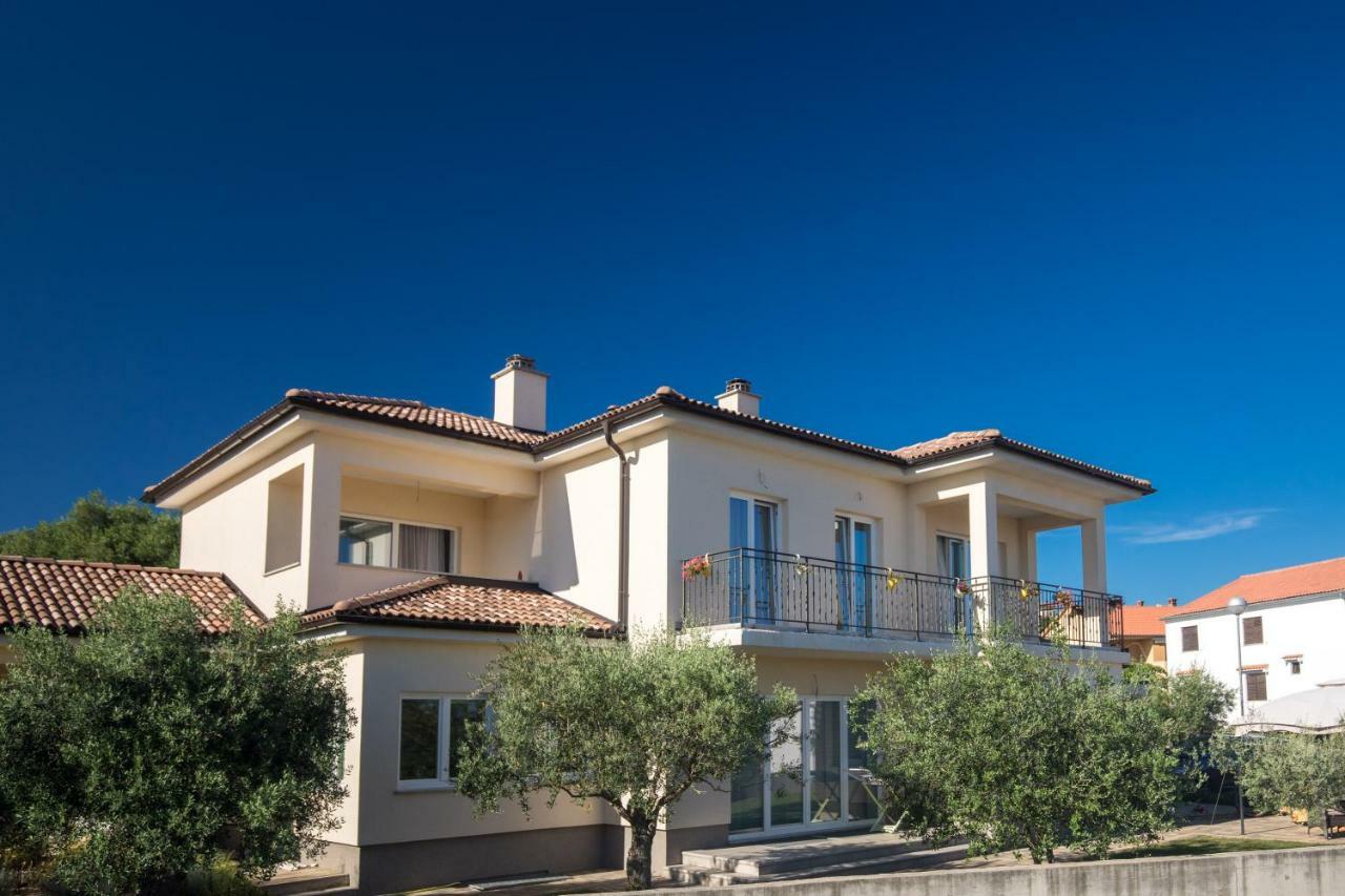 Studio Apartment Lucija Krk Town Εξωτερικό φωτογραφία
